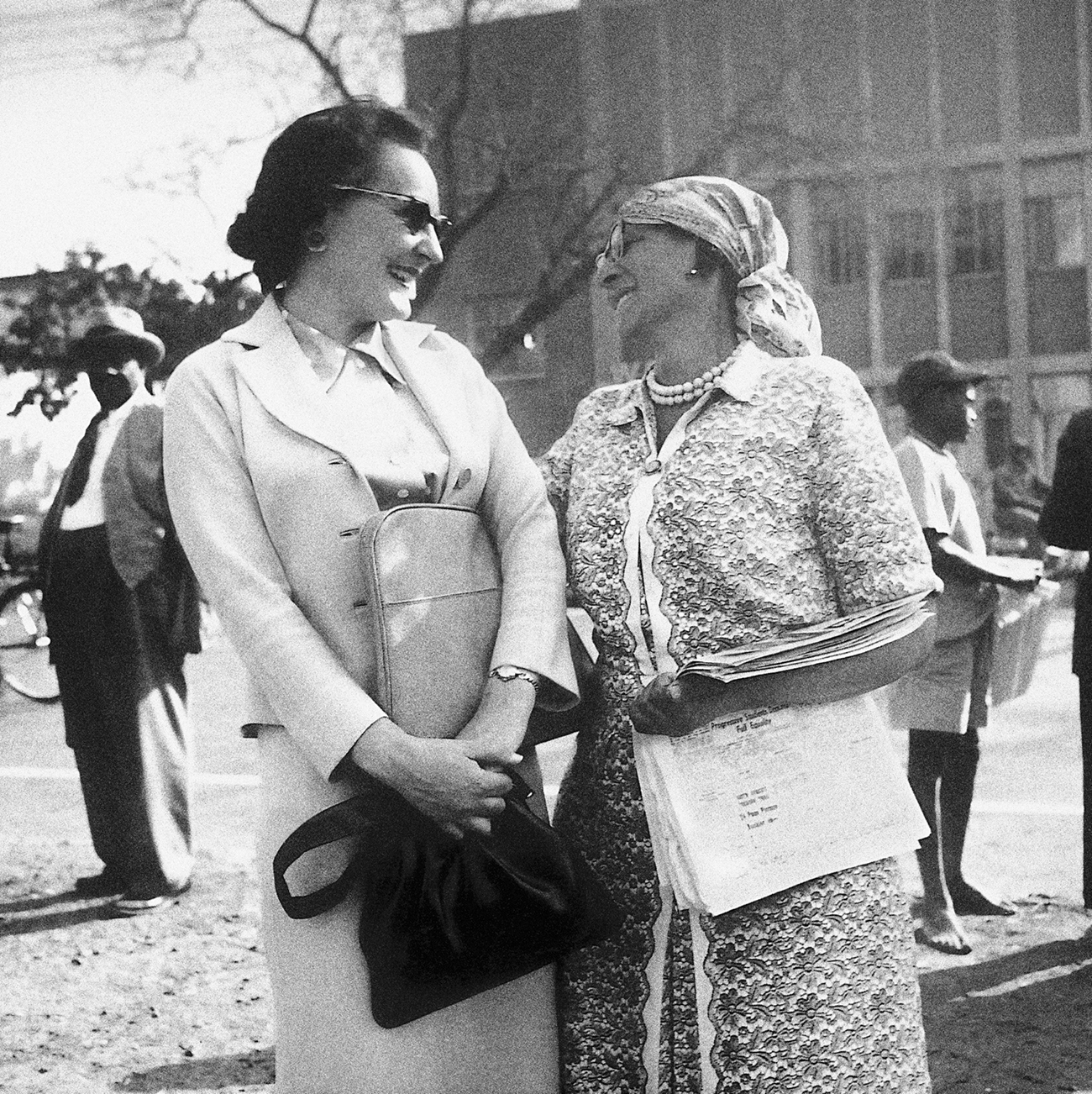 Ruth First and Frances Baard outside the Treason Trial. © Alf Kumalo Estate